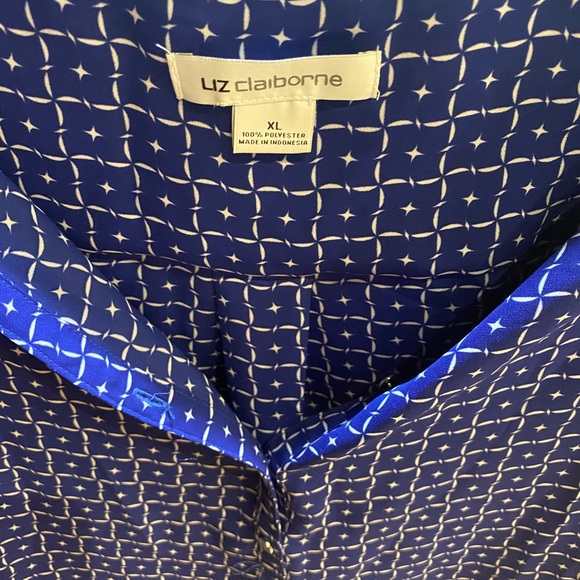 Liz Clairborne silky tank top blouse - Picture 2 of 6